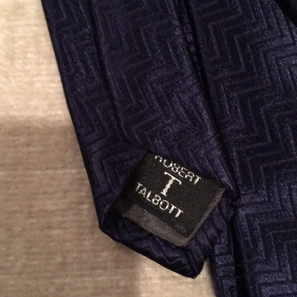 Silk tie by Robert Talbott. Navy. - Picture 2 of 4